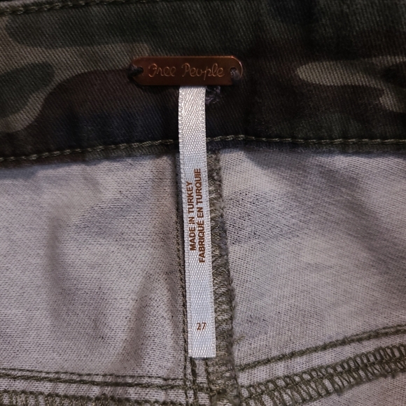 Free People Army Green Camo High Rise Skinny Jeans 27 Camouflage Outdoors Hunt - Picture 5 of 9